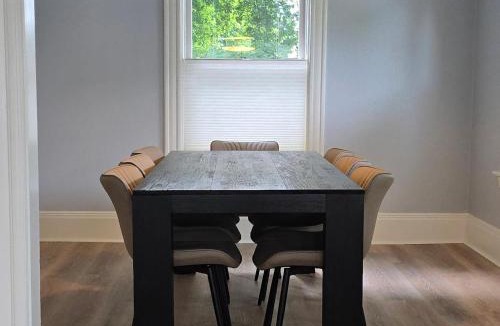 Keene House | The Leverett House