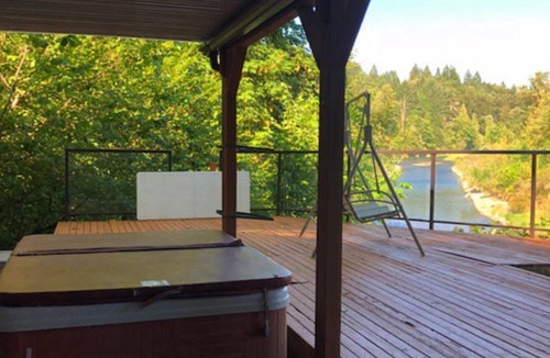 Woodland House | The Lewis River Zen Retreat