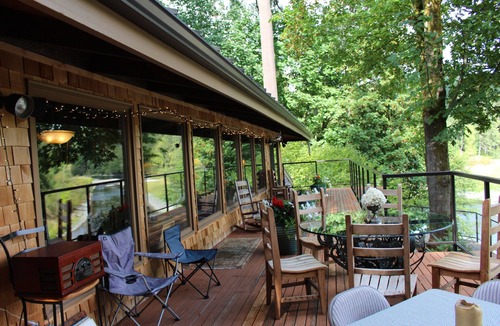 Woodland House | The Lewis River Zen Retreat