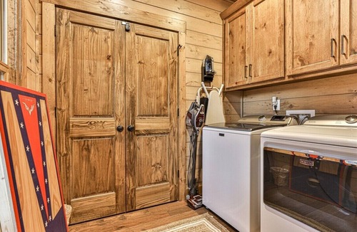 Ellijay Cabin | The Liberty Lookout II | Ellijay, Ga