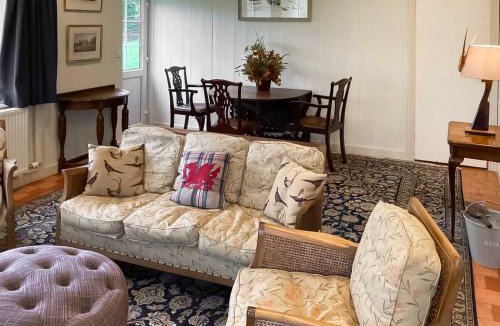 Llangattock House | The Library - Uk46649