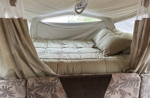 Hawley Cabin | The Light & Cozy Glamper