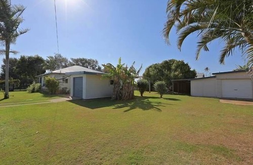 Burnett Heads House | The Light House Cottage