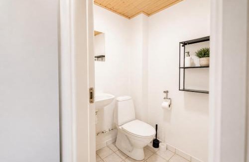Agedrup Villa | The Lighthouse - 170m2 5-bedroom house for 8 persons in Odense - Free Parking