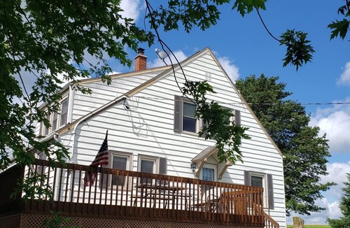 Dickeyville House | The Lighthouse Bungalow