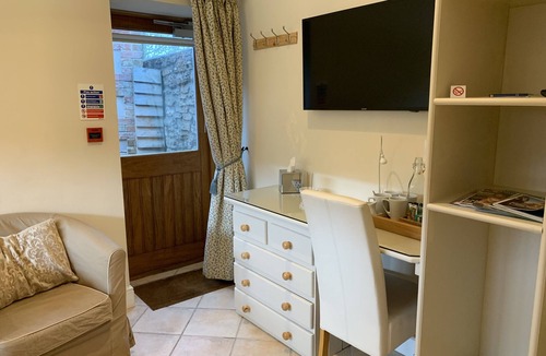 Nunney House | The Lighthouse