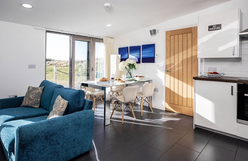 Barrow-in-Furness Cottage | The Lighthouse Hide