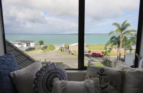 Rangiputa House | The Lighthouse