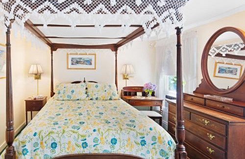 Edgartown Hotel | The Lightkeeper’s Inn