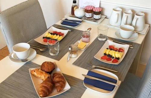 Thurlow Park Bed & Breakfast | The Lilac Door