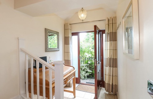 Beeley Cottage | The Lillies