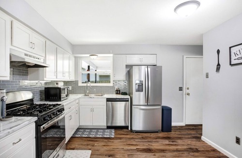 Maryland Heights Apartment | The Lilly Pad House - Doddridge