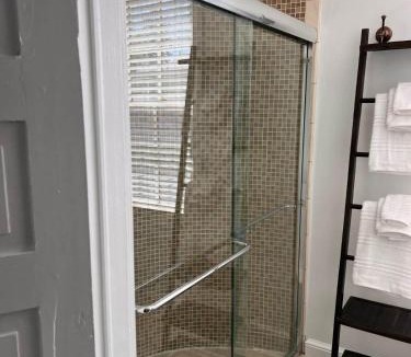 Burlington Bed & Breakfast | The Lily Inn - Burlington