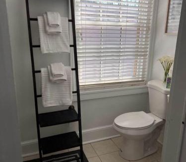 Burlington Bed & Breakfast | The Lily Inn - Burlington