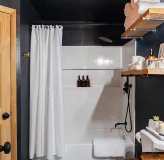 Elka Park House | The Lily Pad - Hunter NY