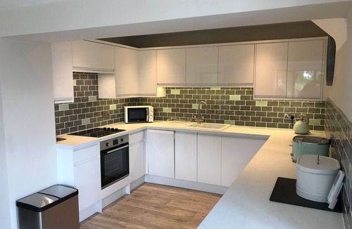 Bidford-on-Avon Apartment | The Lily Pad Riverside Apartment