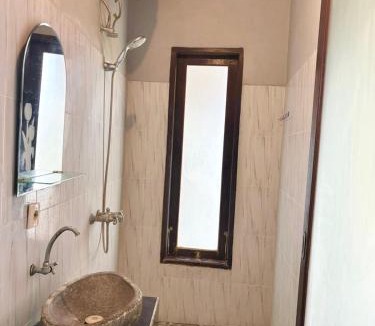Batu Bolong House | The Lima Home Stay in Canggu
