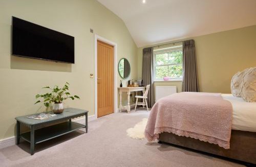 Great Ouseburn Hotel | The Lime Tree Inn