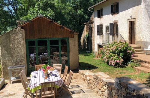 Le Bez House | The lime tree of Bressolles