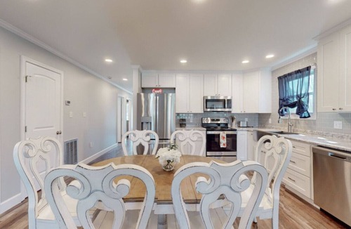 Fayetteville House | The Lincoln | Downtown Dreamin`