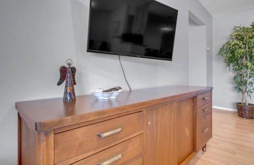 Hillsboro House | The Lincoln Street Landing