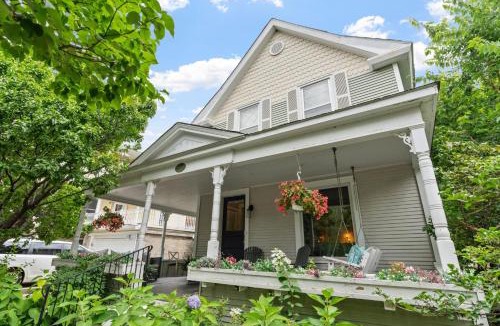 Linden Hills House | The Linden House