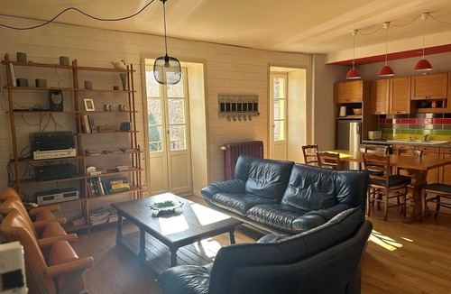 Etrigny House | The Linden Tree