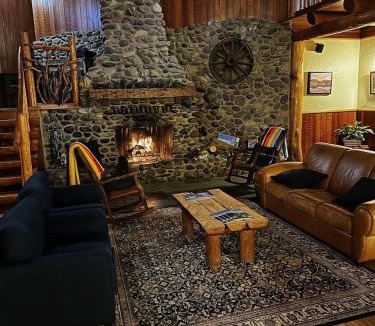 Murphy Hotel | The Lindsay Lodge