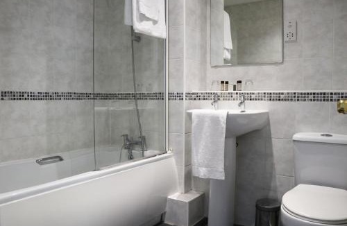 Belper Hotel | The Lion Hotel