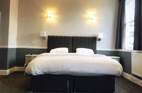 Belper Hotel | The Lion Hotel