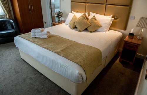 Fleet Hotel | The Lismoyne Hotel