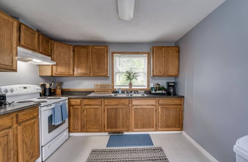 West Carthage Apartment | The Listing Loft - Apt 1