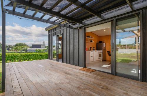 Whangapoua House | The Little Bach at Whangapoua