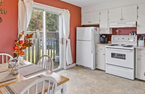 Fernwood House | The Little Beach Getway