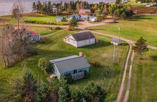 Fernwood House | The Little Beach Getway