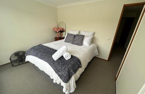 Tuross Head Apartment | The little beach house