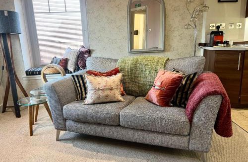 Uphall Apartment | The Little Beech Tree