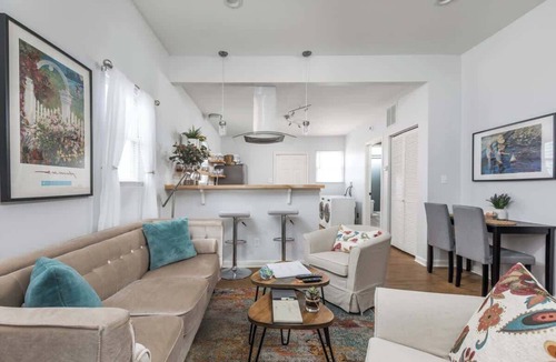 Fountain Square House | The Little Blue Cottage in Fountain Square