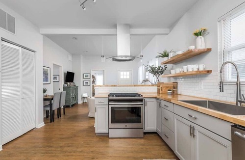 Fountain Square House | The Little Blue Cottage in Fountain Square