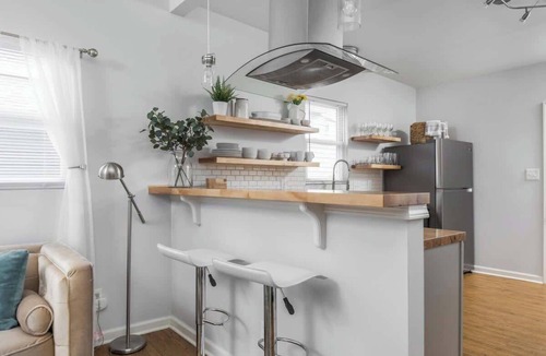 Fountain Square House | The Little Blue Cottage in Fountain Square