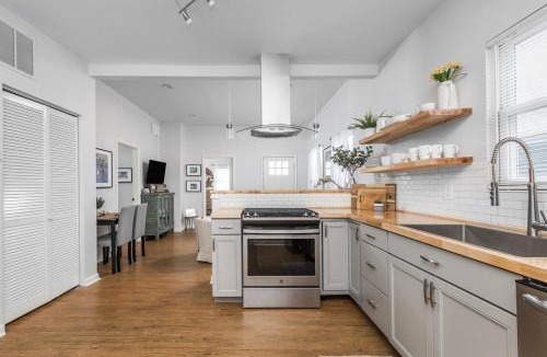 Fountain Square House | The Little Blue Cottage in Fountain Square-Family Friendly