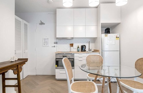 Bondi Junction Apartment | The Little Bondi Base