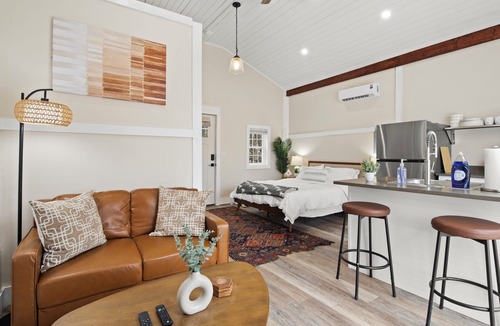 Canandaigua Cabin | The Little Cabin By The Lake