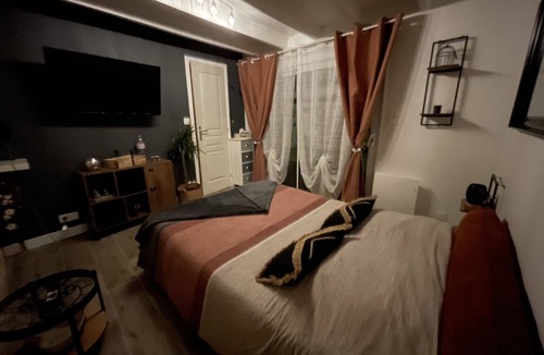 Soisy-sur-Ecole Bed & Breakfast | The little charmer