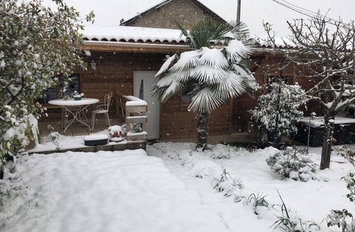 Juzet-d'Izaut Ski Chalet | The little cottage on the road to Santiago de Compostela.