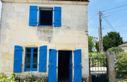 Saint-Simon-de-Bordes House | The Little House