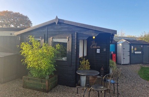 York Cabin | The Little Hide - Cabin