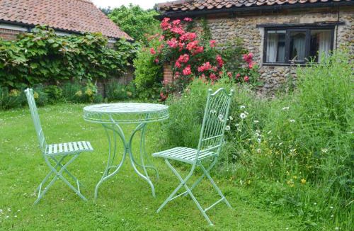 Hempstead House | The Little House