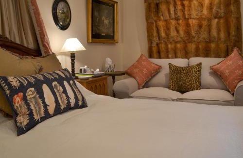 Hempstead House | The Little House