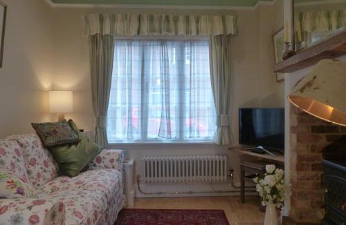 Devizes House | The Little House